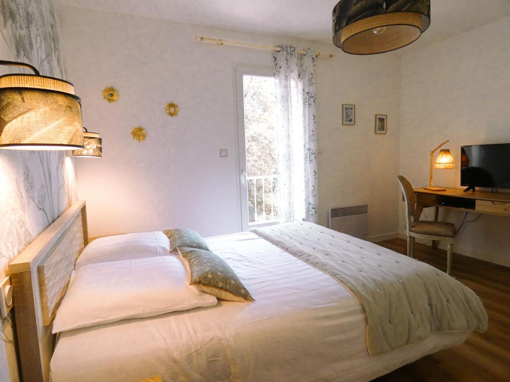 Chambre D'Hote L'Oree Des Buis Vouille  Bagian luar foto