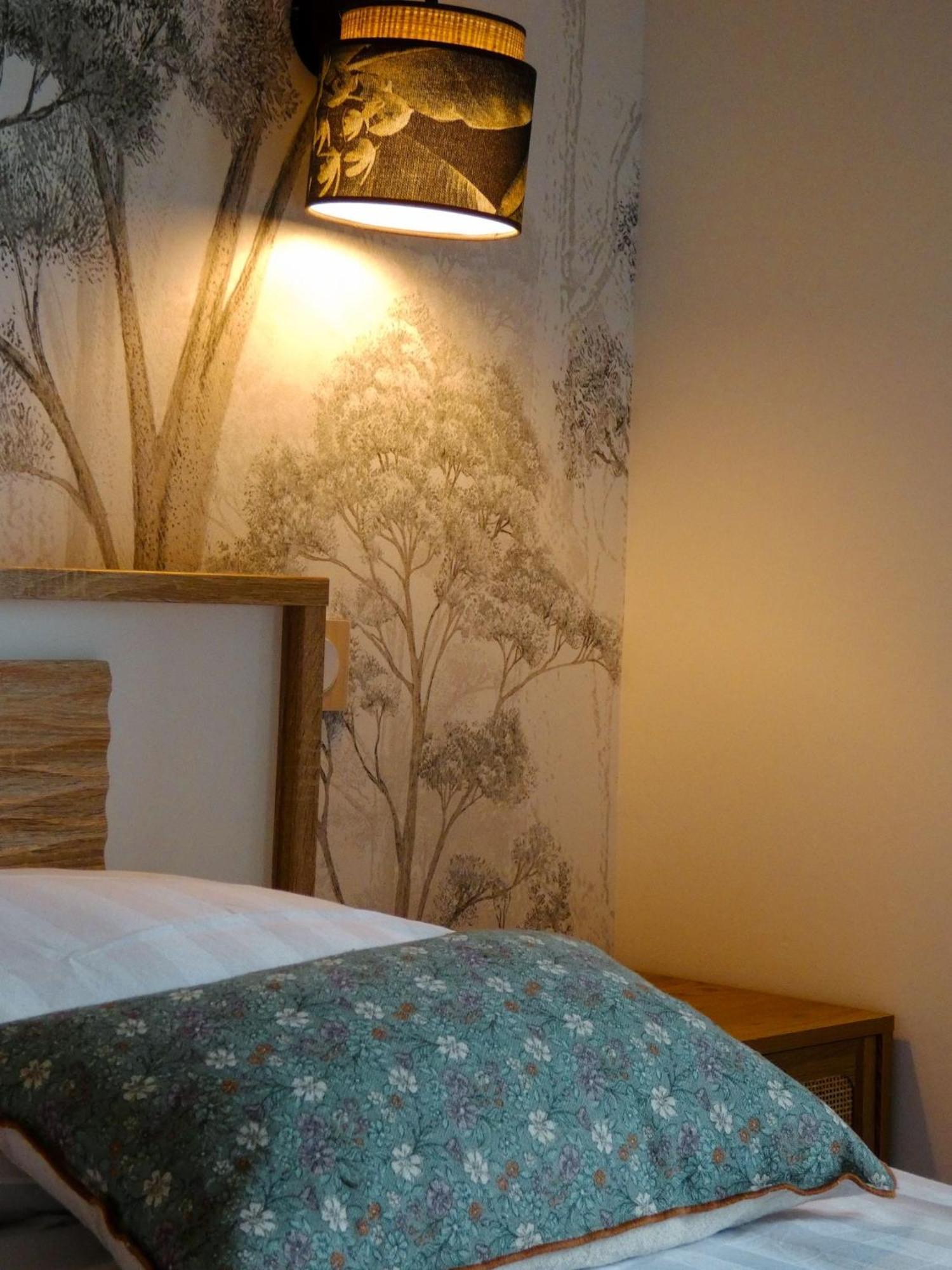 Chambre D'Hote L'Oree Des Buis Vouille  Bagian luar foto